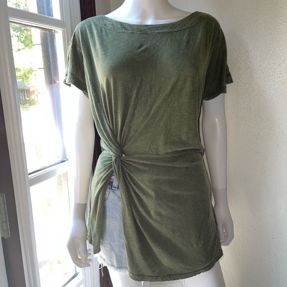 Anthropologie twist split tunic tee - Picture 3 of 10